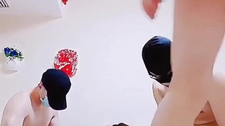 成熟的女同性恋在4k视频中被舔和自慰