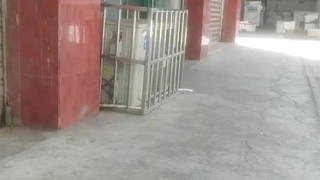 我的性朋友是住在同一栋房子里的哥哥的女朋友～与每天住在一起的姐姐中出性爱～菜菜子
