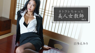 Blacked呈献：翘臀女用小穴藏起邻居的大黑蟒