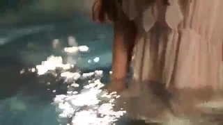 欧洲学生被经验丰富的男人操