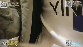 【直播】粉丝网友酒店啪啪直播,没想到男的还带了春药_122746188