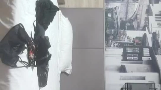 闵京勋用老婆的假阳具爽一下排出好多前列腺液