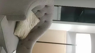大屁股的少女接受巨大的阴茎